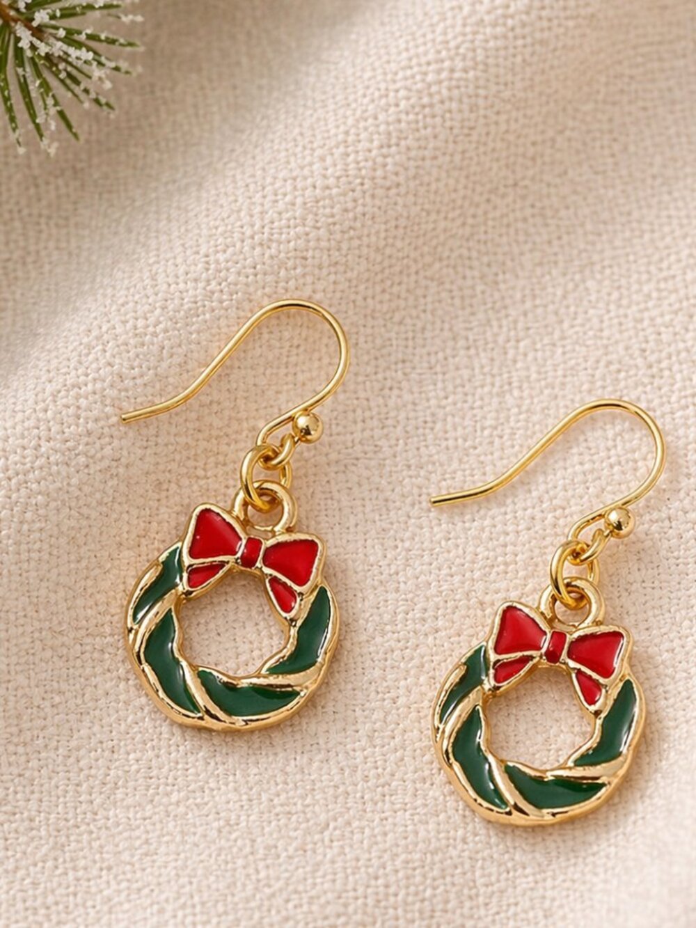 Christmas Wreath Dangle Earrings Red Bow Green Enamel Holiday Gift